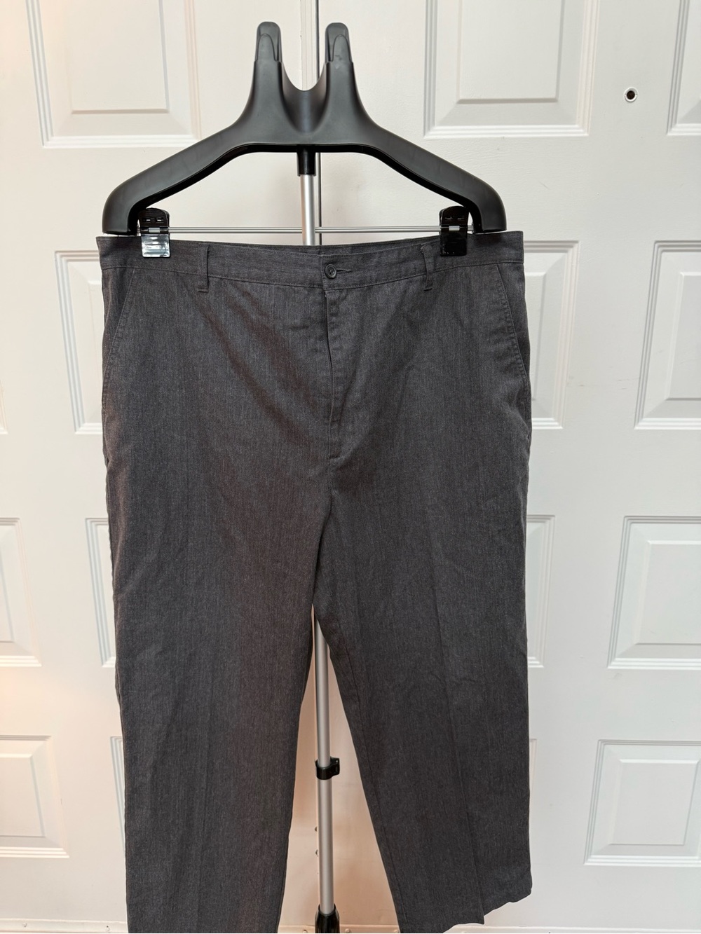 David Taylor Charcoal Gray Dress Pants - Straight Leg